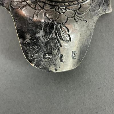 K496 Antique English Repoussé Sterling Silver Punch Ladle with Wood Handle