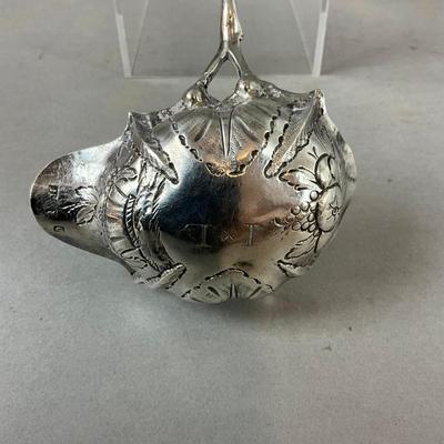 K496 Antique English Repoussé Sterling Silver Punch Ladle with Wood Handle