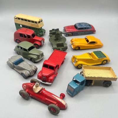 LOT 41: Vintage Die Cast Car Collection - Dinky Toys