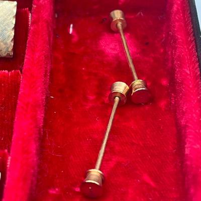 LOT 42: Vintage Men's Jewelry Lot - Tie Clips, Cuff Links, Pins - in Case