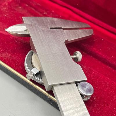 LOT 44: Vintage Mitutoyo Dial Caliper Precision Instrument in Case