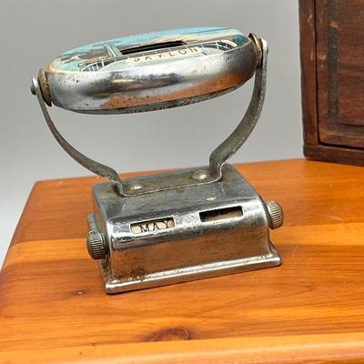 LOT 45: 40% Silver Eisenhower Dollar Proof + Vintage Trinkets and Boxes