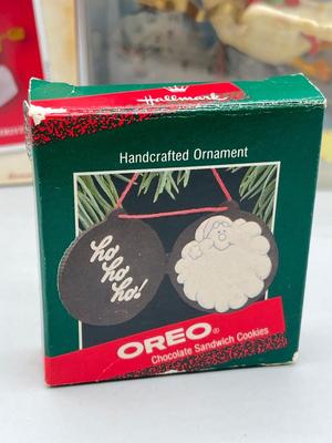 LOT 49: Ghristmas Ornaments -Hallmarks Keepsakes