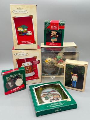 LOT 49: Ghristmas Ornaments -Hallmarks Keepsakes