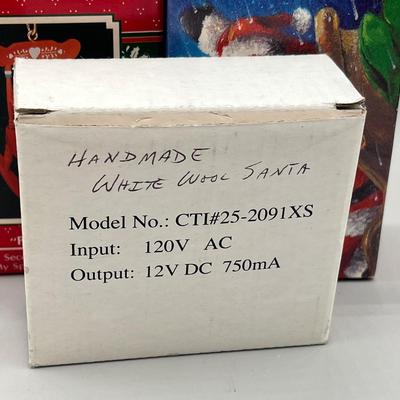 LOT 50: Vintage Plastic Santas + Christmas Ornaments