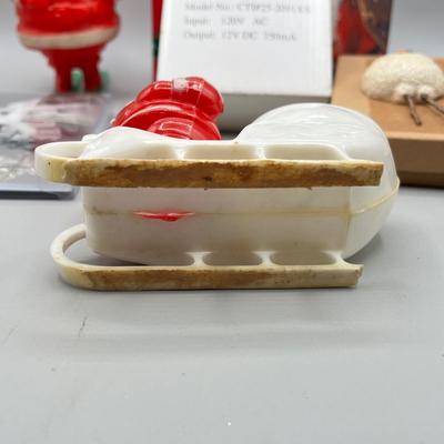 LOT 50: Vintage Plastic Santas + Christmas Ornaments