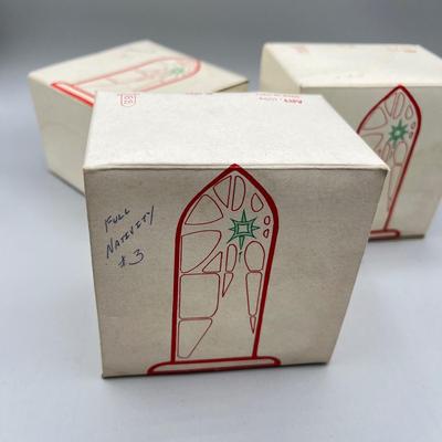 LOT 51: Assorted Christmas Ornaments