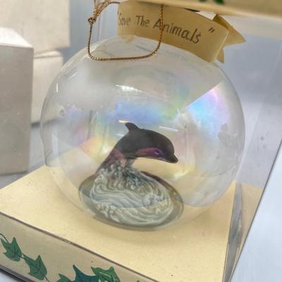 LOT 51: Assorted Christmas Ornaments