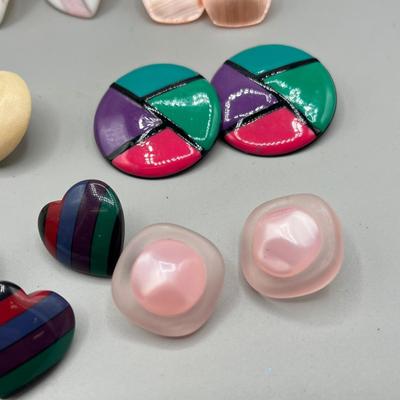 LOT 54: Retro Pierced Earrings