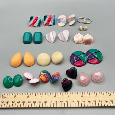 LOT 54: Retro Pierced Earrings