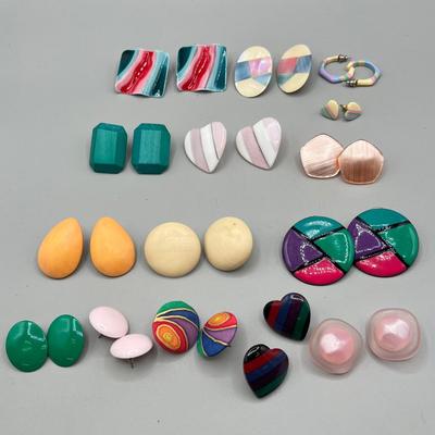 LOT 54: Retro Pierced Earrings