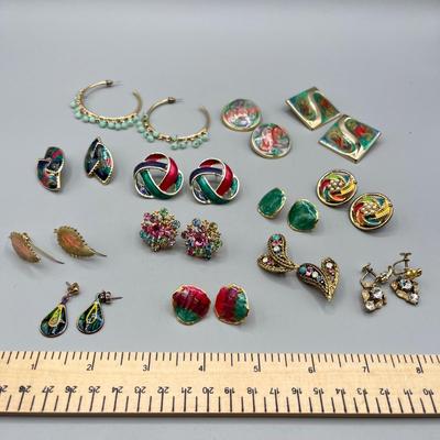 LOT 61: Vintage Pierced and Screwback Earring Collection