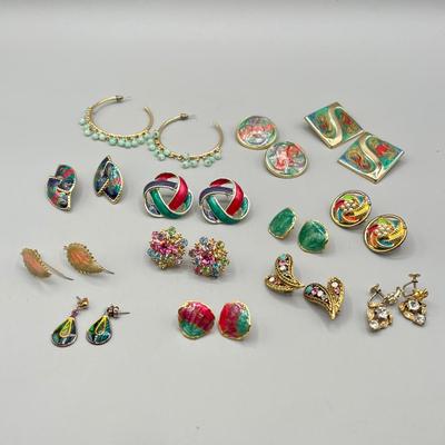 LOT 61: Vintage Pierced and Screwback Earring Collection