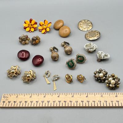 LOT 64: Vintage Clip On Earring Lot - Marvella and More