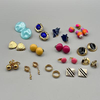 LOT 67: Bright Retro Screwback and Clip On Earring Collection