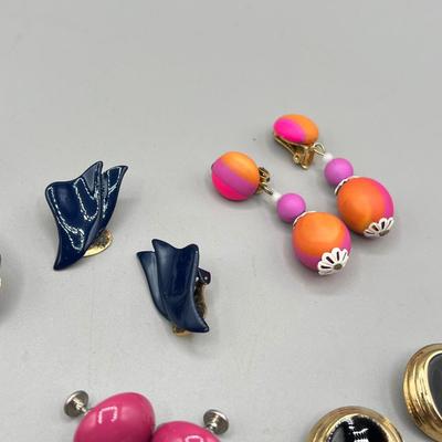 LOT 67: Bright Retro Screwback and Clip On Earring Collection