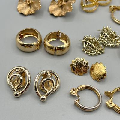 LOT 68: Vintage Gold Toned Earrings - Monet and More