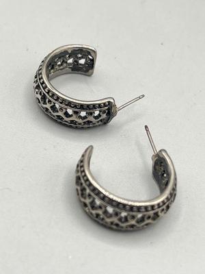 LOT 75: Vintage Jewelry Sets