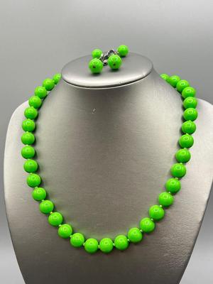 LOT 75: Vintage Jewelry Sets