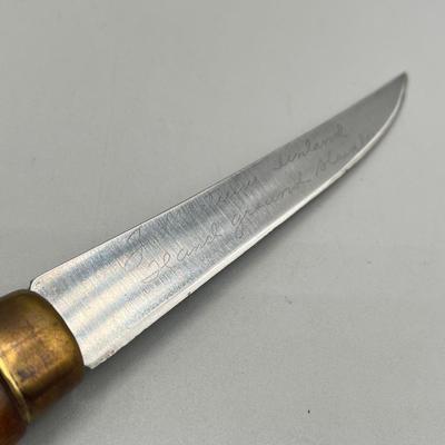 LOT 84: Vintage Fixed Blade Knife Collection