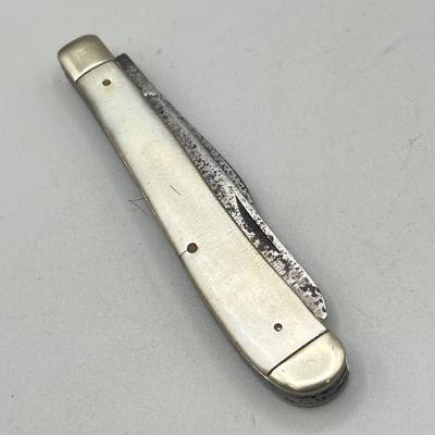 LOT 85: Vintage Pocket Knife Collection