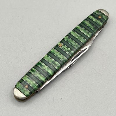 LOT 85: Vintage Pocket Knife Collection