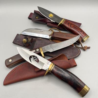 LOT 86: Wooden Handle Fixed Blade Knife Collection
