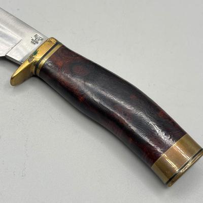 LOT 86: Wooden Handle Fixed Blade Knife Collection