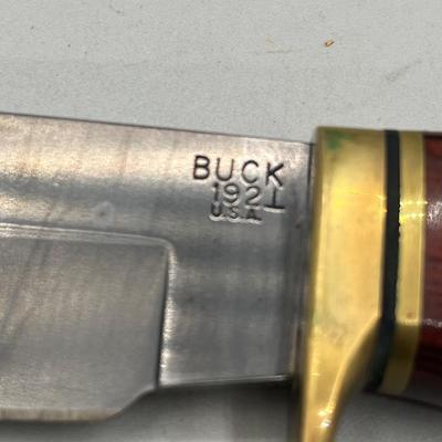 LOT 86: Wooden Handle Fixed Blade Knife Collection