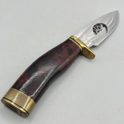 LOT 86: Wooden Handle Fixed Blade Knife Collection