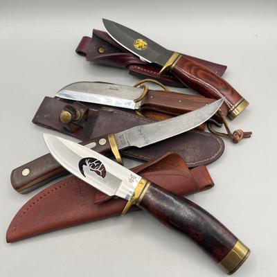 LOT 86: Wooden Handle Fixed Blade Knife Collection
