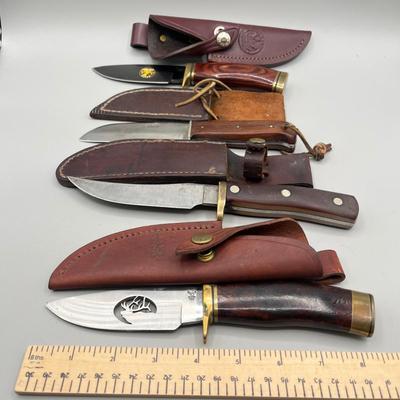 LOT 86: Wooden Handle Fixed Blade Knife Collection
