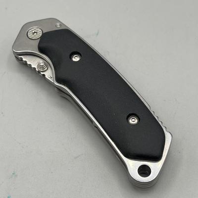 LOT 87: Pocket Knife Collection -Kershaw, Buck and More