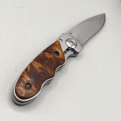 LOT 87: Pocket Knife Collection -Kershaw, Buck and More