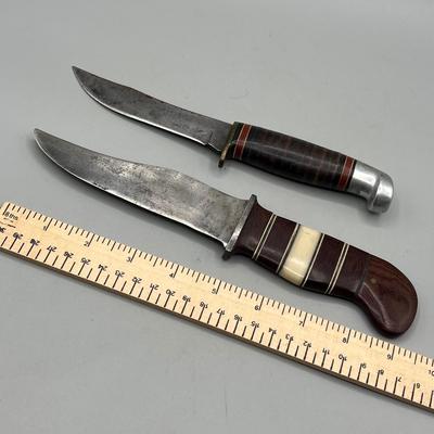 LOT 88: Vintage Fixed Blade Knife Collection - Buck and More