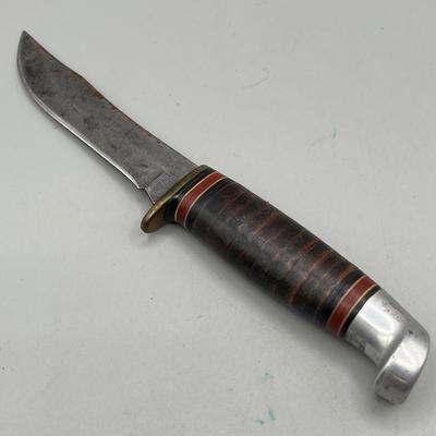 LOT 88: Vintage Fixed Blade Knife Collection - Buck and More