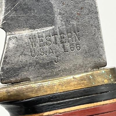 LOT 88: Vintage Fixed Blade Knife Collection - Buck and More