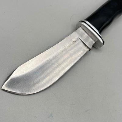 LOT 88: Vintage Fixed Blade Knife Collection - Buck and More