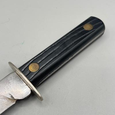 LOT 88: Vintage Fixed Blade Knife Collection - Buck and More