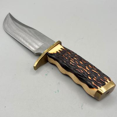 LOT 92: Vintage Carved Wood Handle Fixed Blade Knives - Rostfrei, Shrade and More