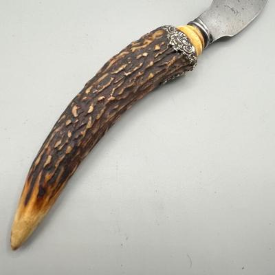 LOT 93: Fixed Blade Knife Collection - Schrade and More