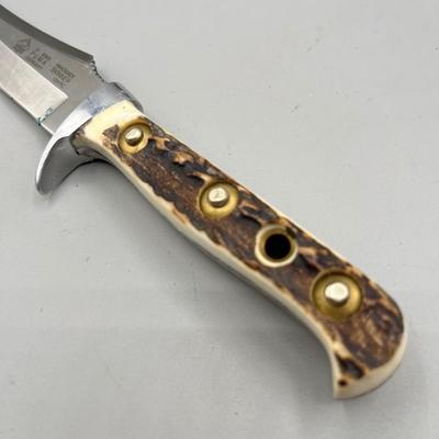 LOT 93: Fixed Blade Knife Collection - Schrade and More