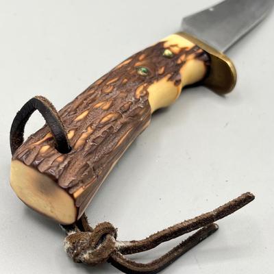 LOT 93: Fixed Blade Knife Collection - Schrade and More