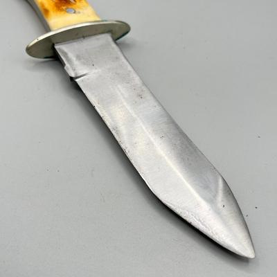 LOT 93: Fixed Blade Knife Collection - Schrade and More