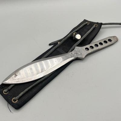 LOT 94: Fixed Blade Knife Collection