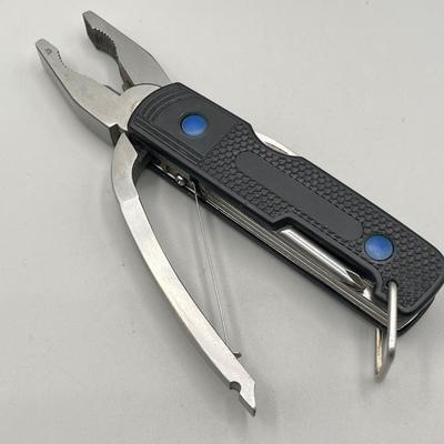 LOT 95: Multi-Tool Collection - Husky, Gerber and More