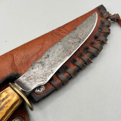 LOT 96: Vintage Fixed Blade Knives - Beta, L. Herder & Son and More