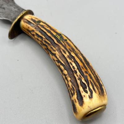 LOT 96: Vintage Fixed Blade Knives - Beta, L. Herder & Son and More