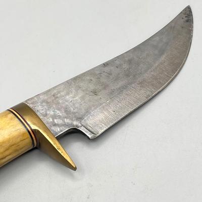 LOT 96: Vintage Fixed Blade Knives - Beta, L. Herder & Son and More