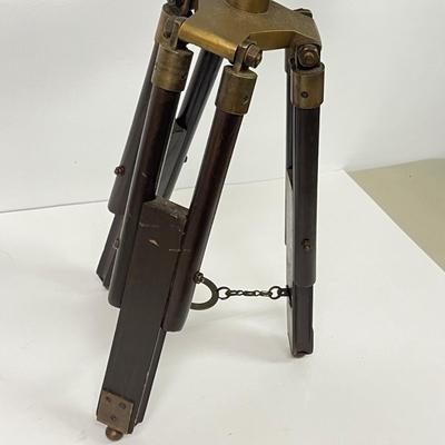 LOT 98: Vintage / Antique Nautical Telescope